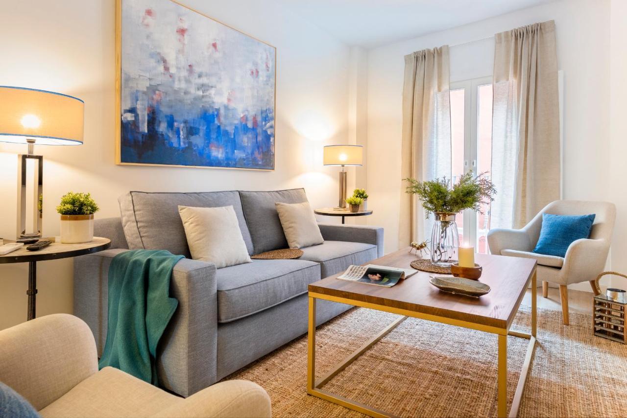 Genteel Home Banos Sevilla Bagian luar foto