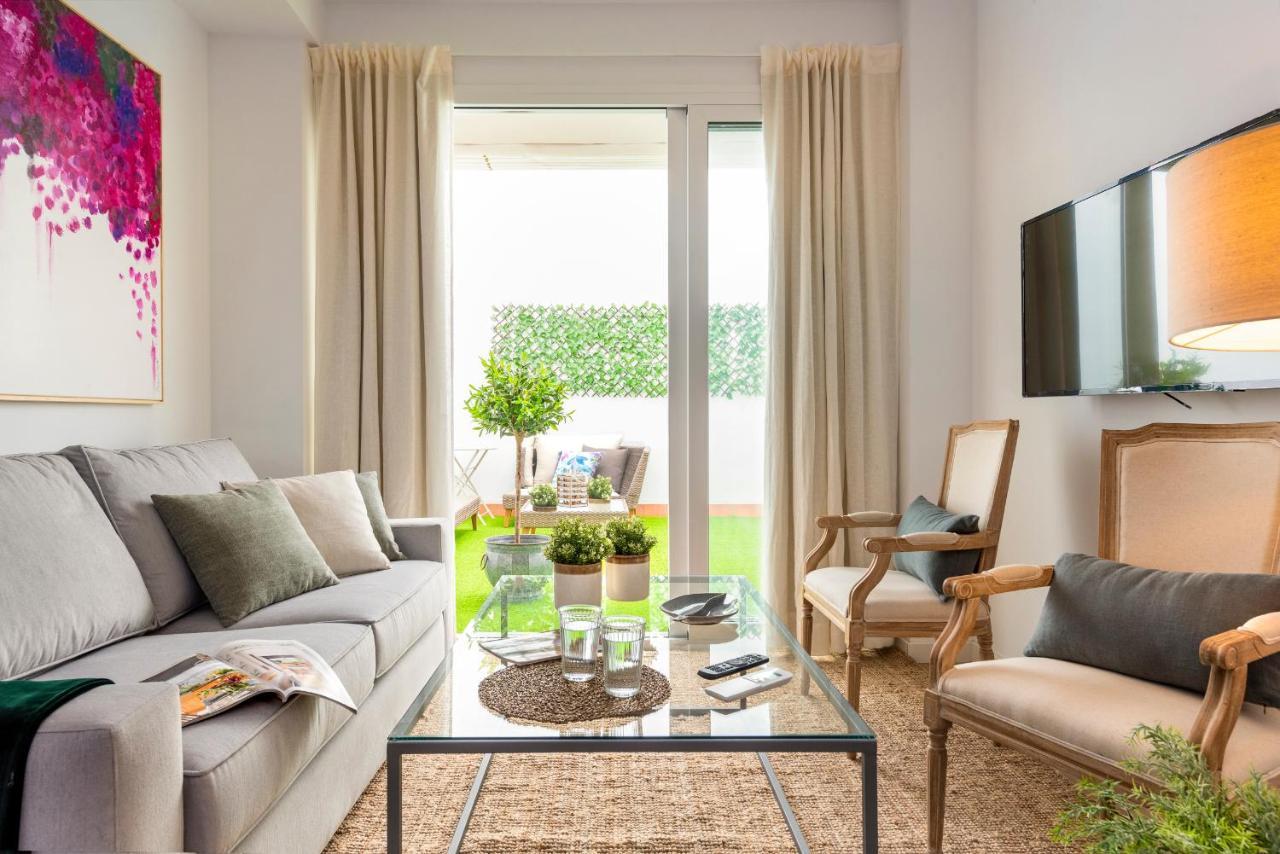 Genteel Home Banos Sevilla Bagian luar foto