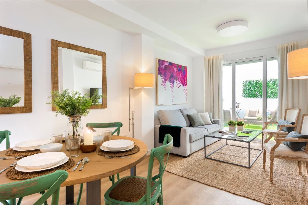 Genteel Home Banos Sevilla Bagian luar foto