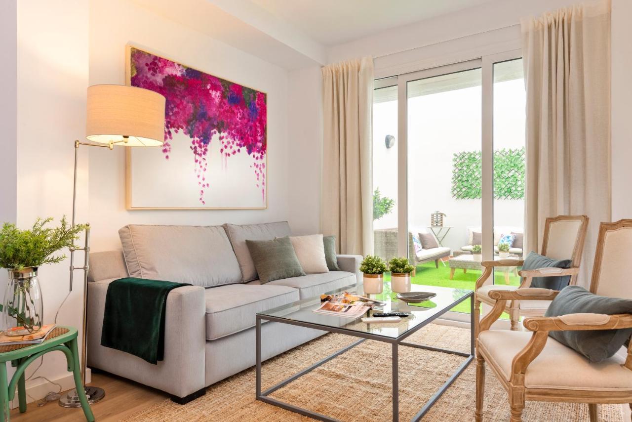Genteel Home Banos Sevilla Bagian luar foto